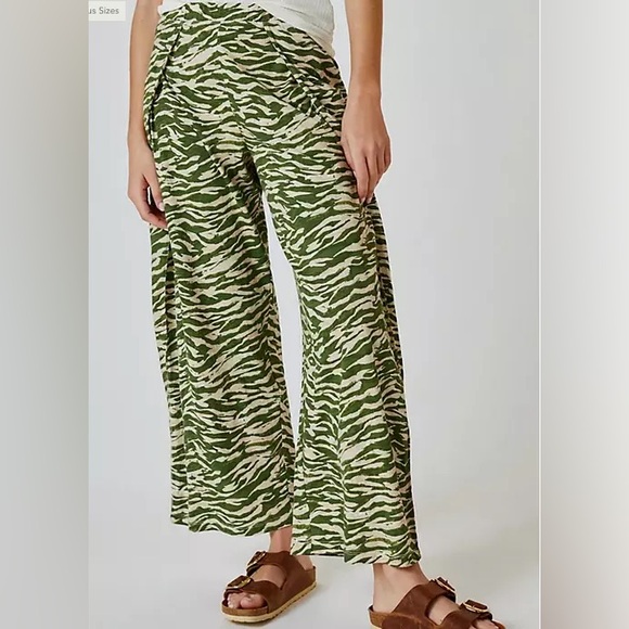 Anthropologie|Daily Practice Wide Leg Pants - Picture 4 of 8